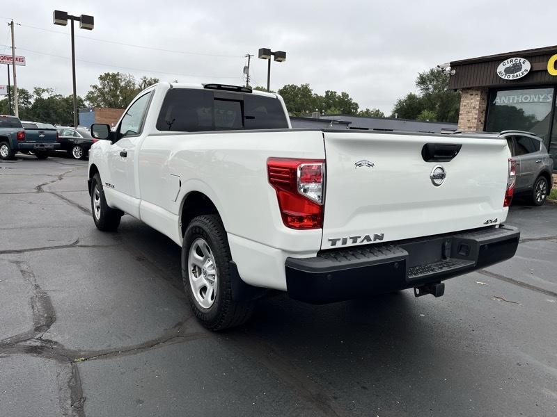 Nissan Titan 4WD 2017