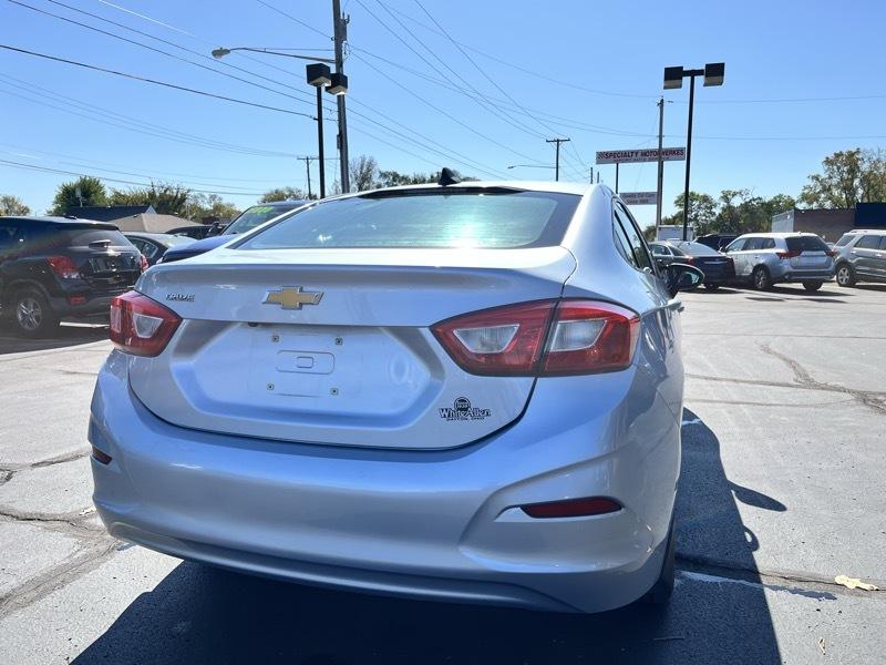 Chevrolet Cruze LS Auto 2018