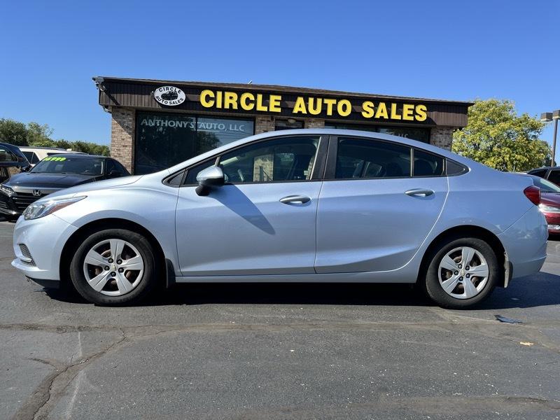 Chevrolet Cruze LS Auto 2018