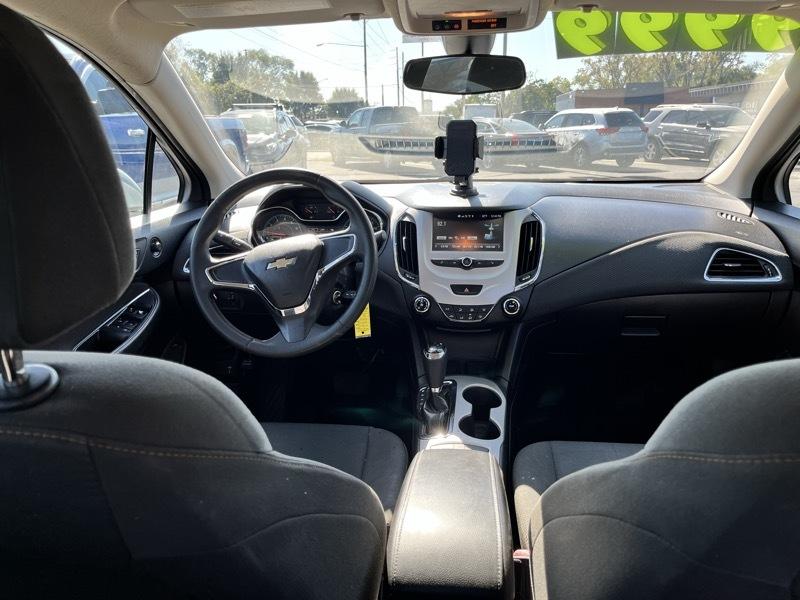 Chevrolet Cruze LS Auto 2018
