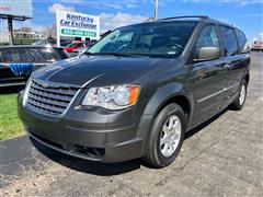2010 Chrysler Town & Country 