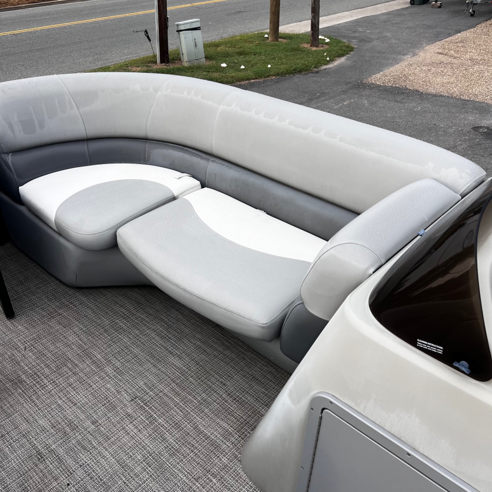 Manitou Aurora  2019