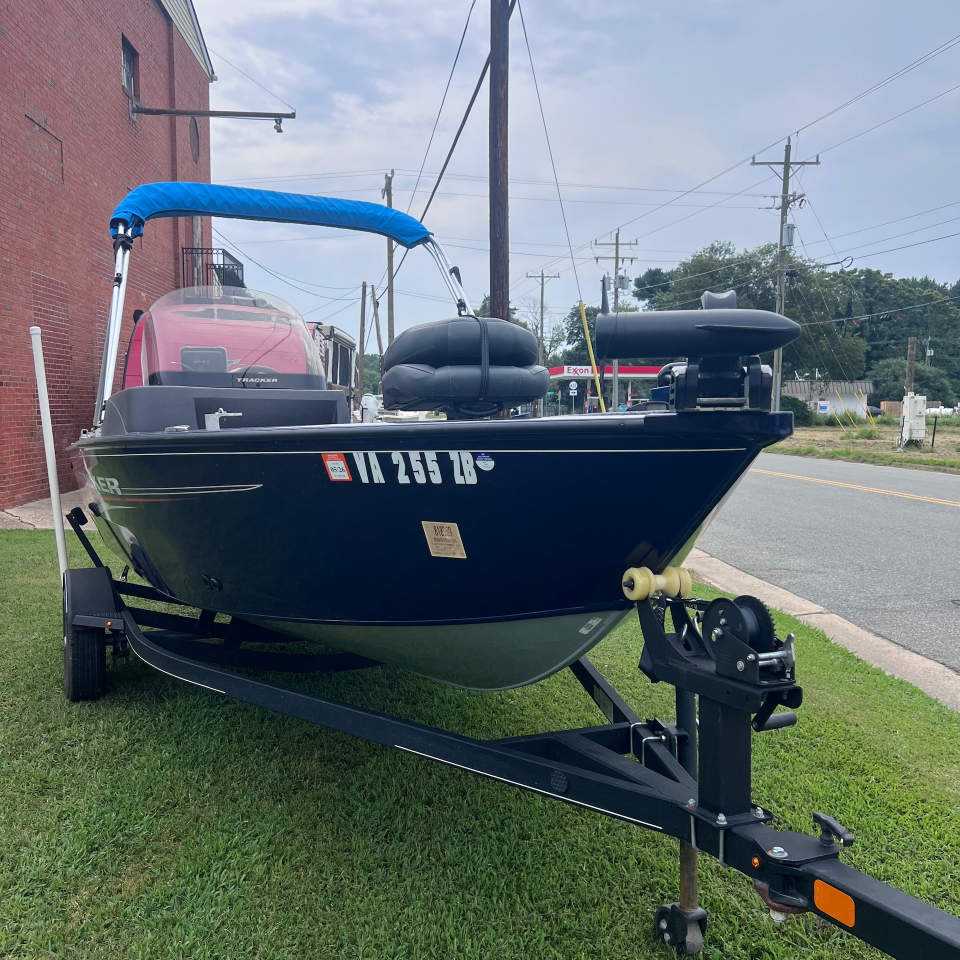 Tracker Pro Guide V-16 SC  2023