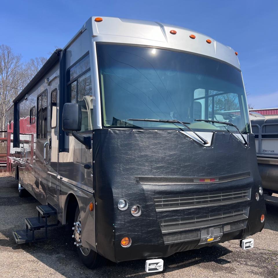 Winnebago Sightseer  2011