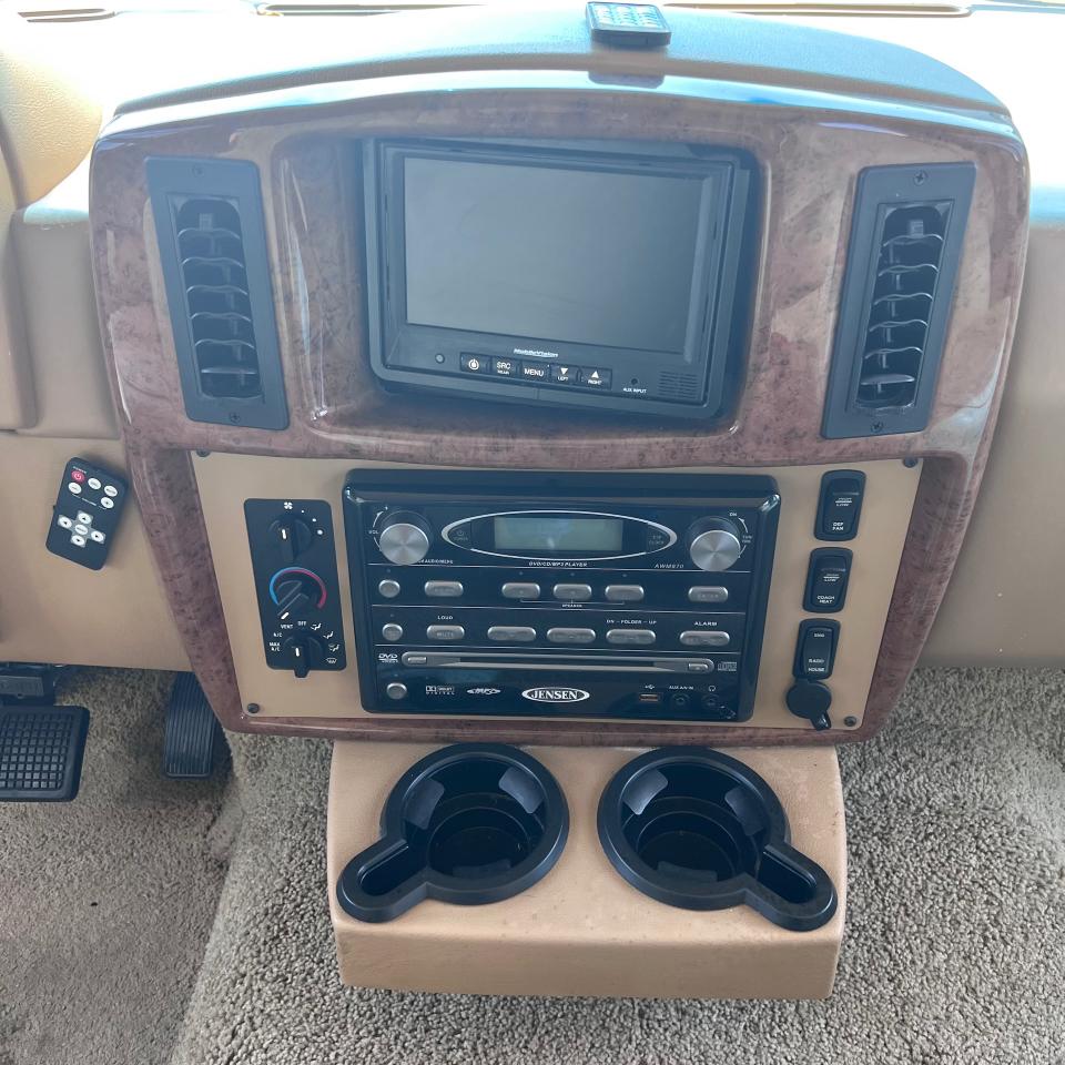 Winnebago Sightseer  2011