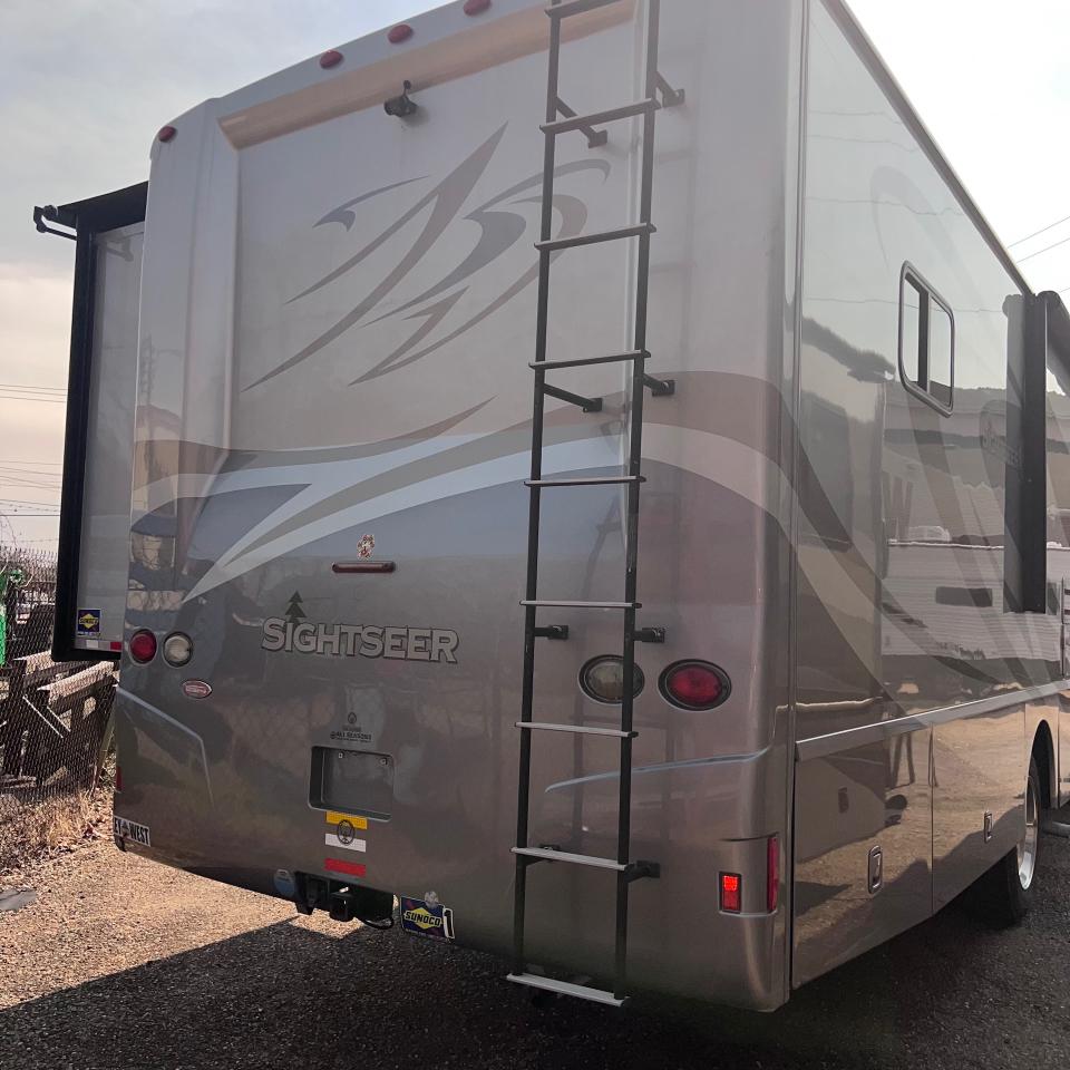Winnebago Sightseer  2011