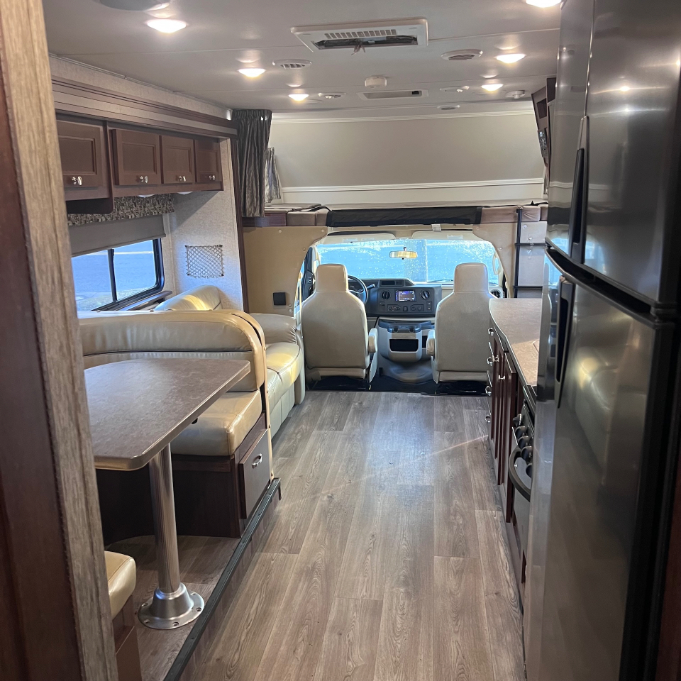 Forest River Sunseeker  2017