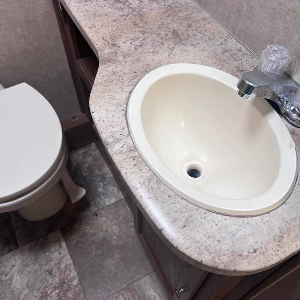 Coachmen Leprechaun  2017