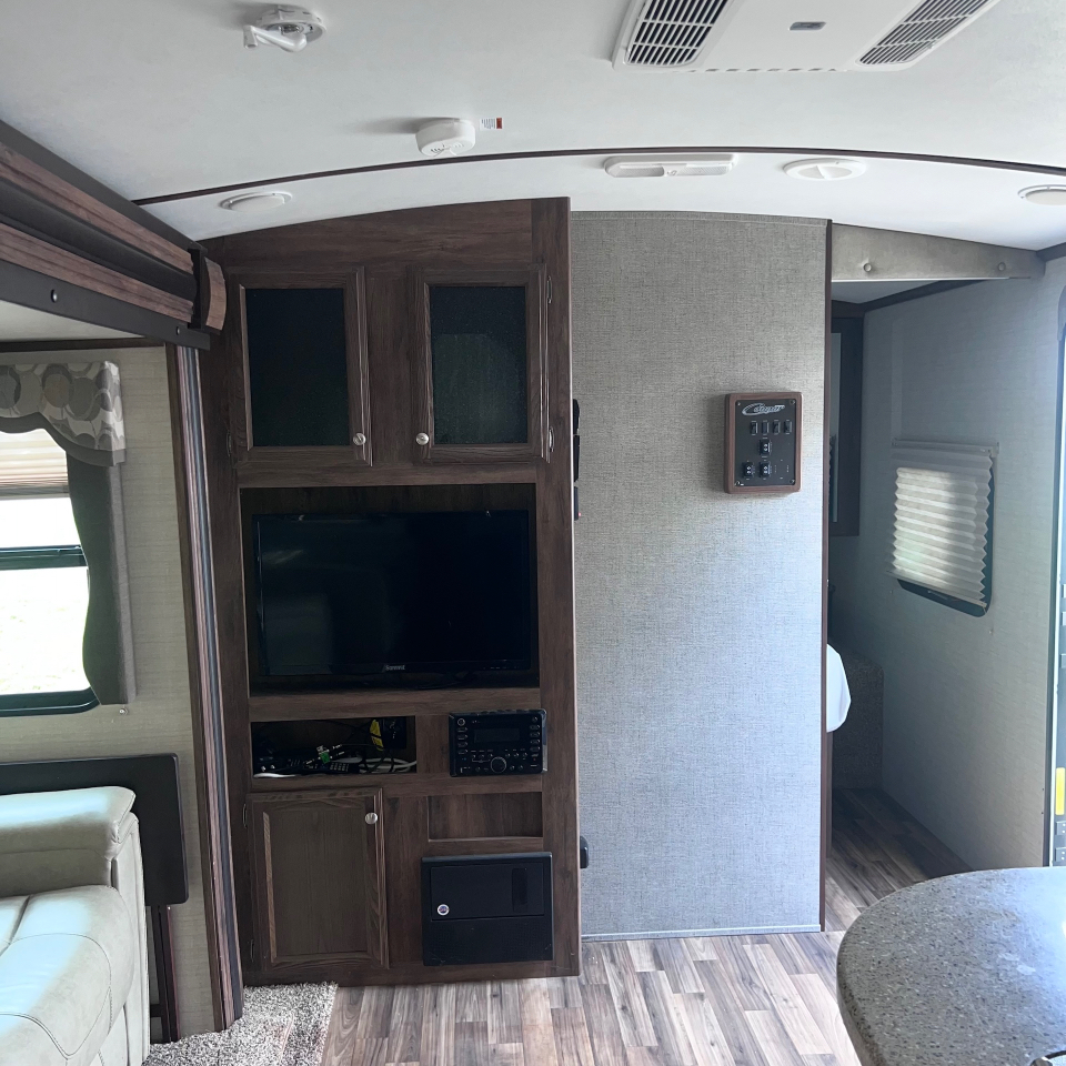 Keystone Cougar  2017