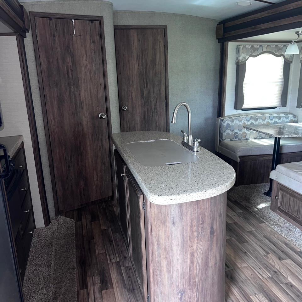 Keystone Cougar  2017