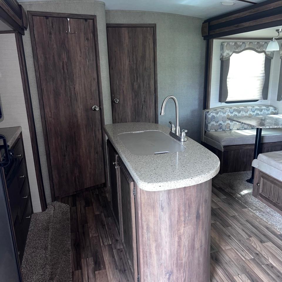 Keystone Cougar  2017