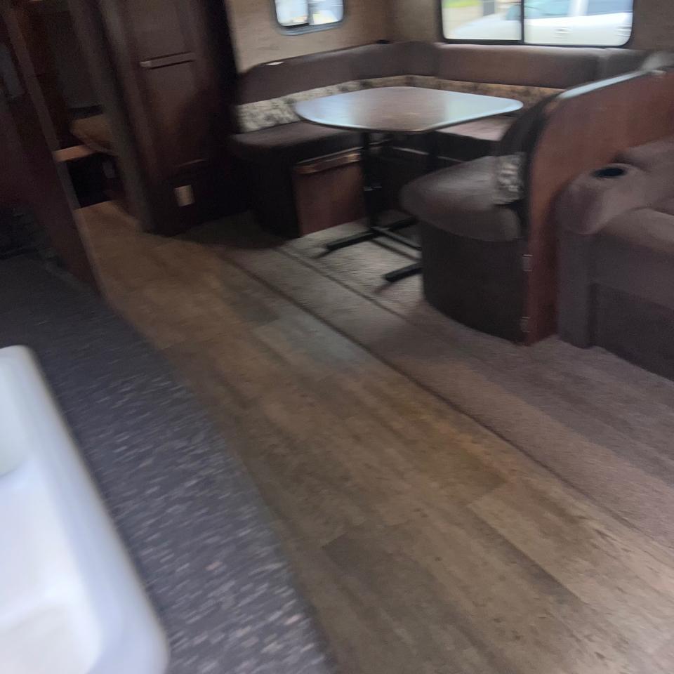 Coachmen Freedom Express  2017