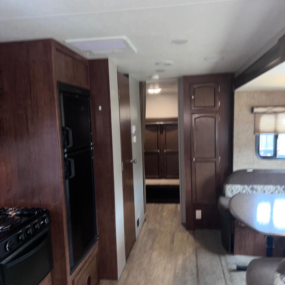 Coachmen Freedom Express  2017