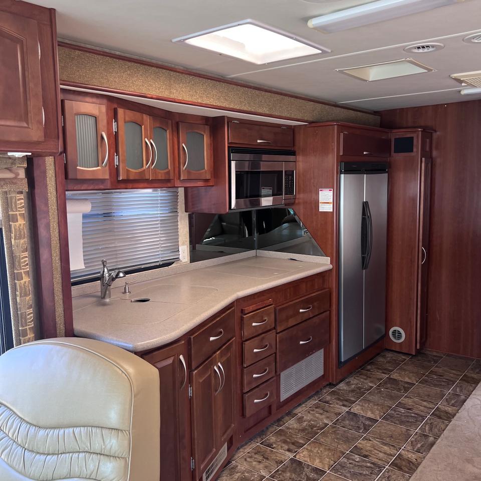 Fleetwood Pace Arrow  2005