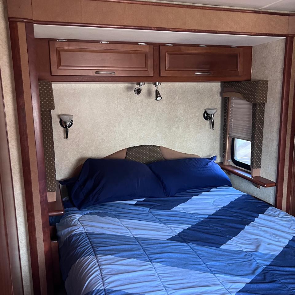 Fleetwood Pace Arrow  2005