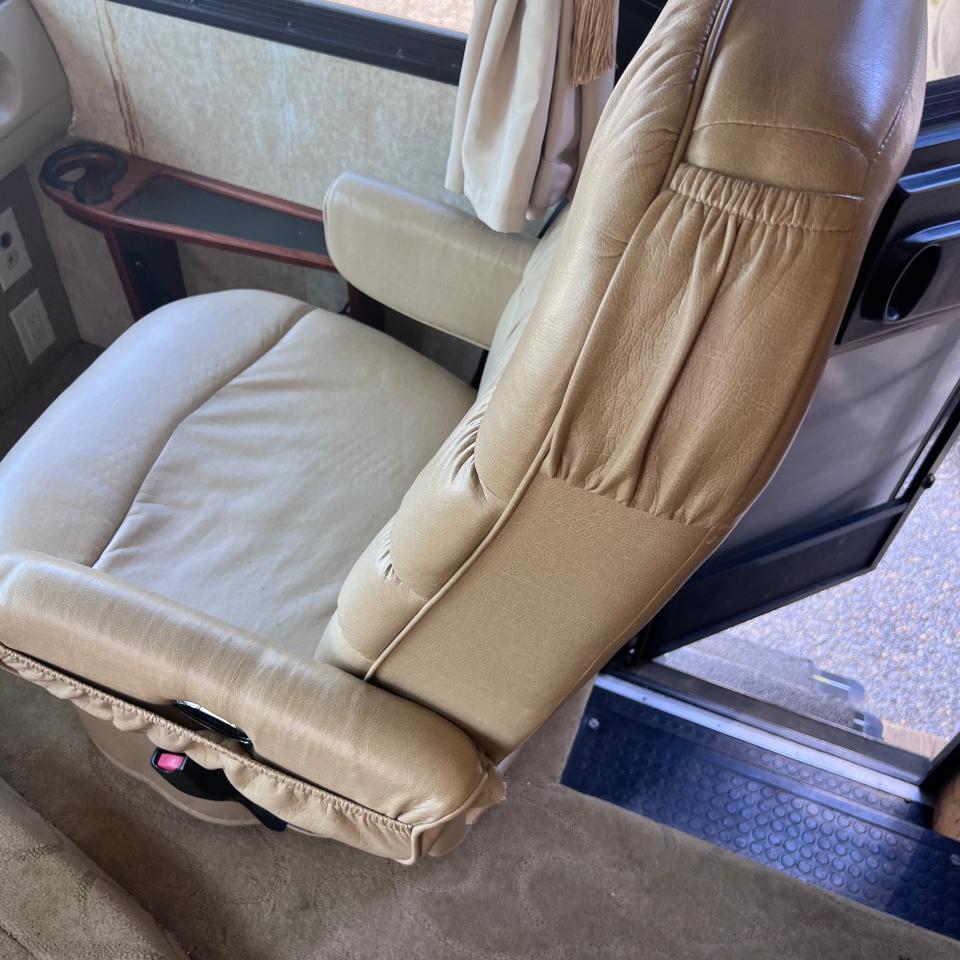 Fleetwood Pace Arrow  2005