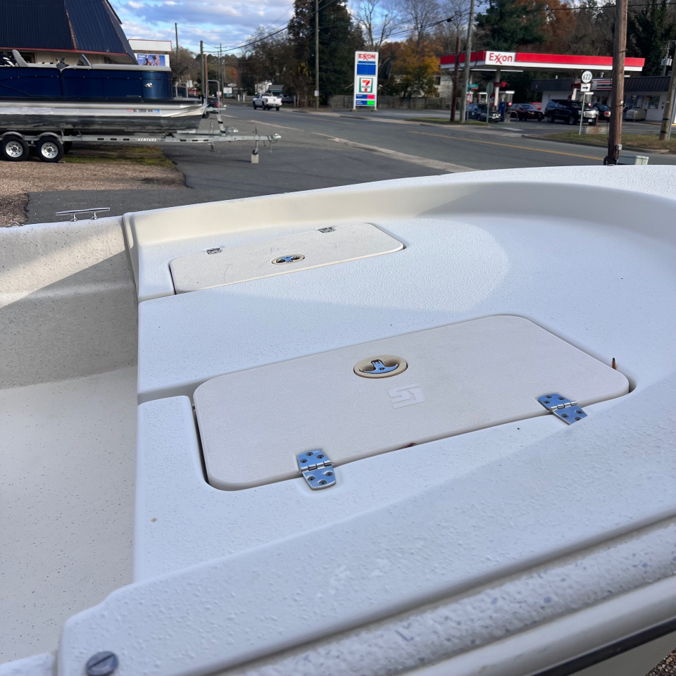 Carolina Skiff JVX 16 CC  2016