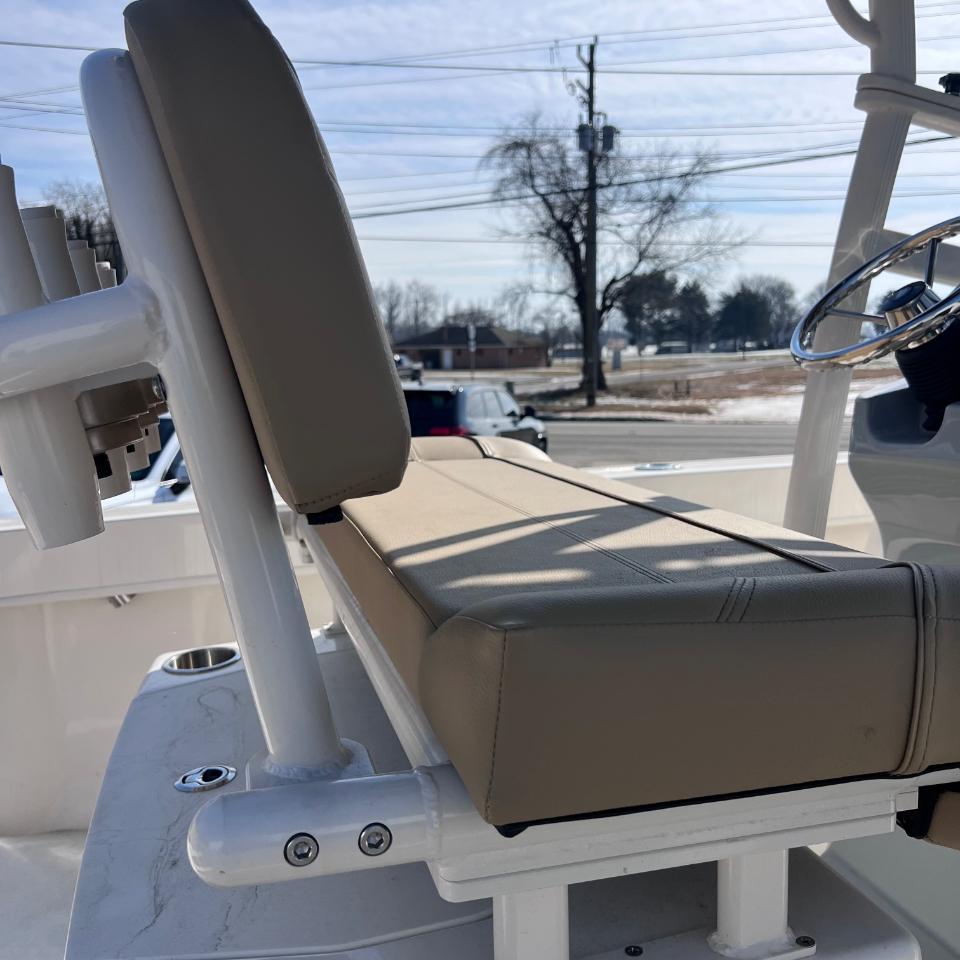 Bayliner Trophy  2025