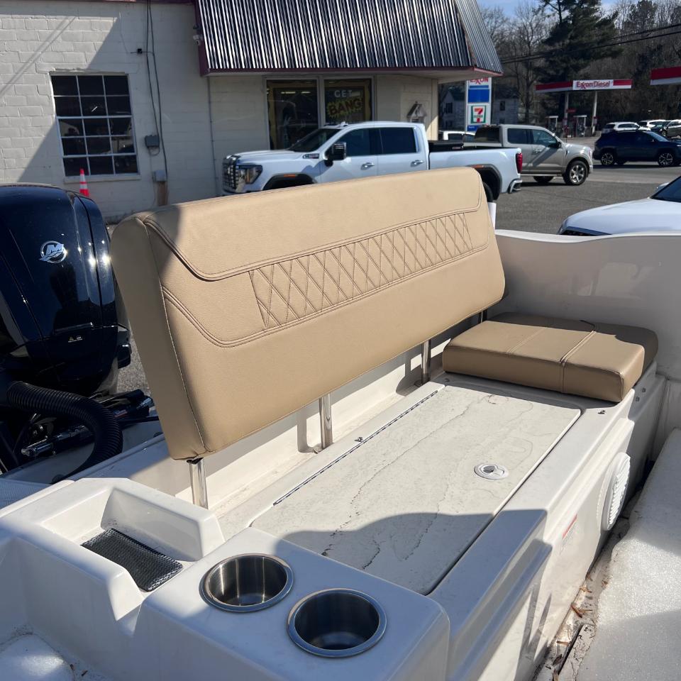 Bayliner Trophy  2025