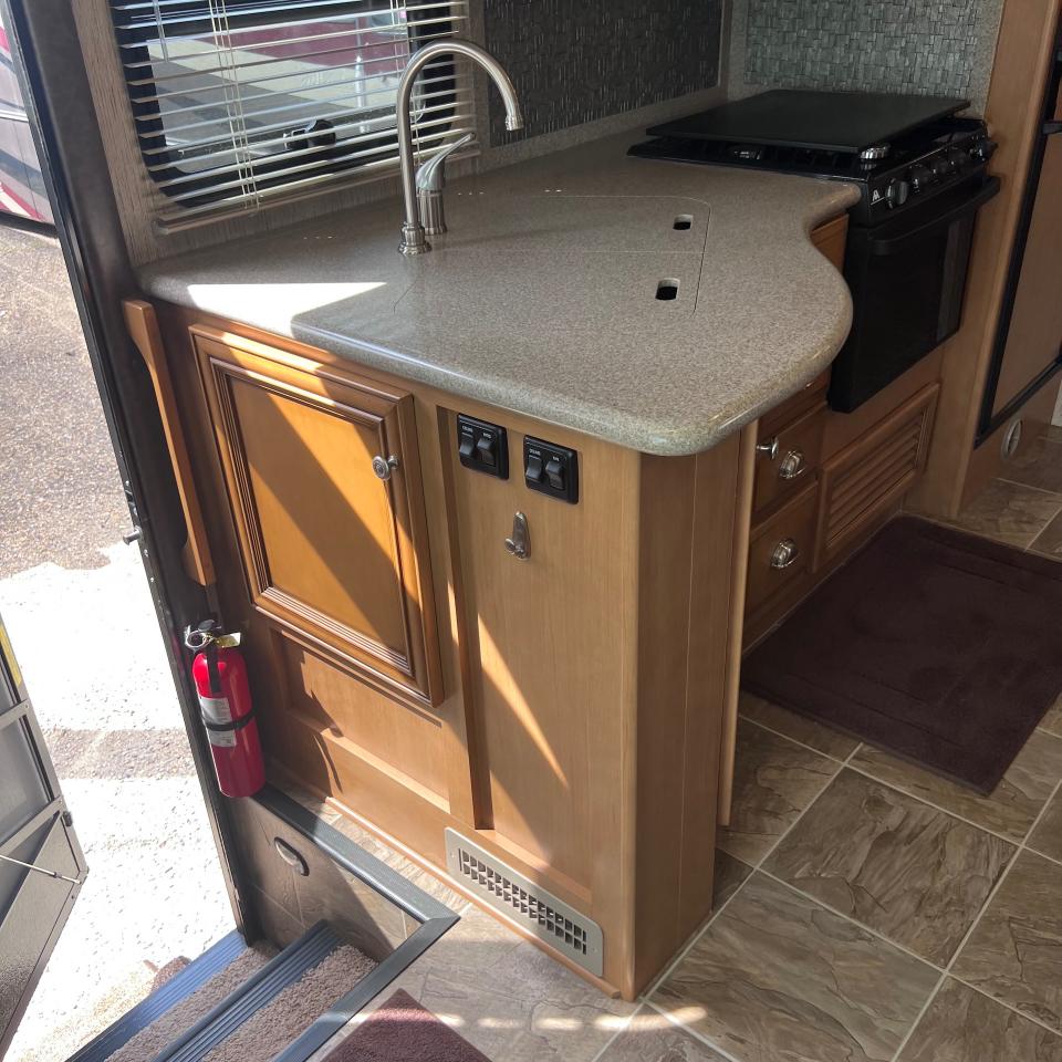 Newmar Bay Star  2016