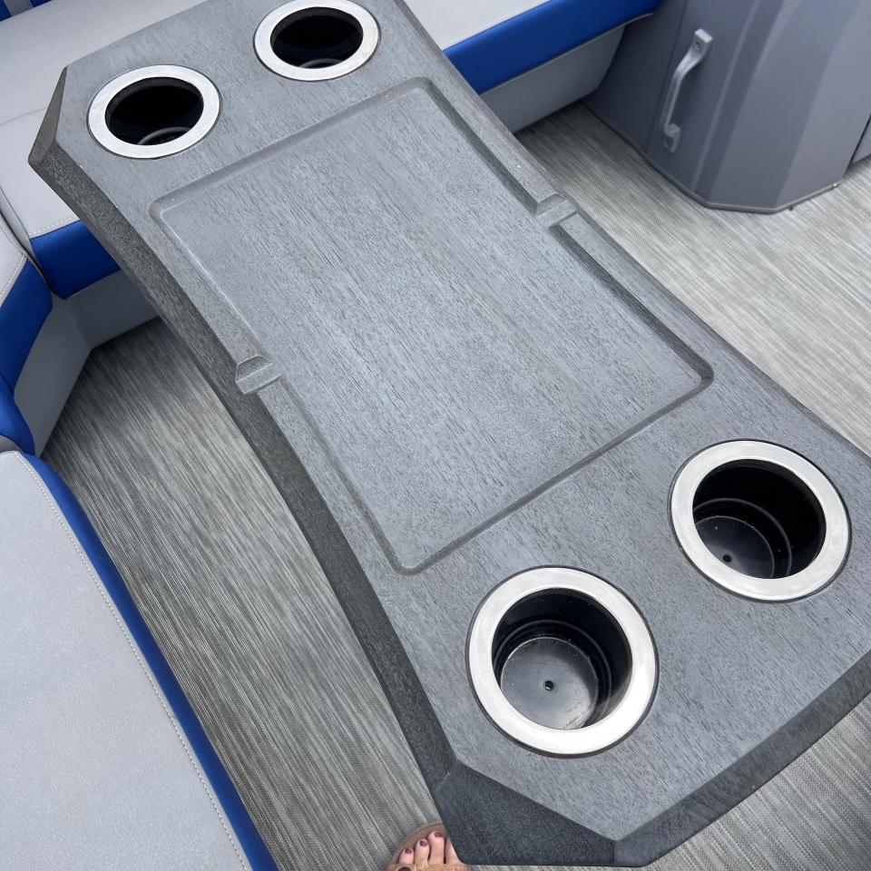 Bennington L Series  2021