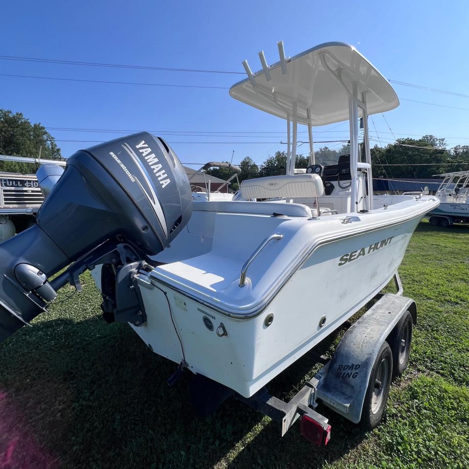 Sea Hunt Ultra 196  2008