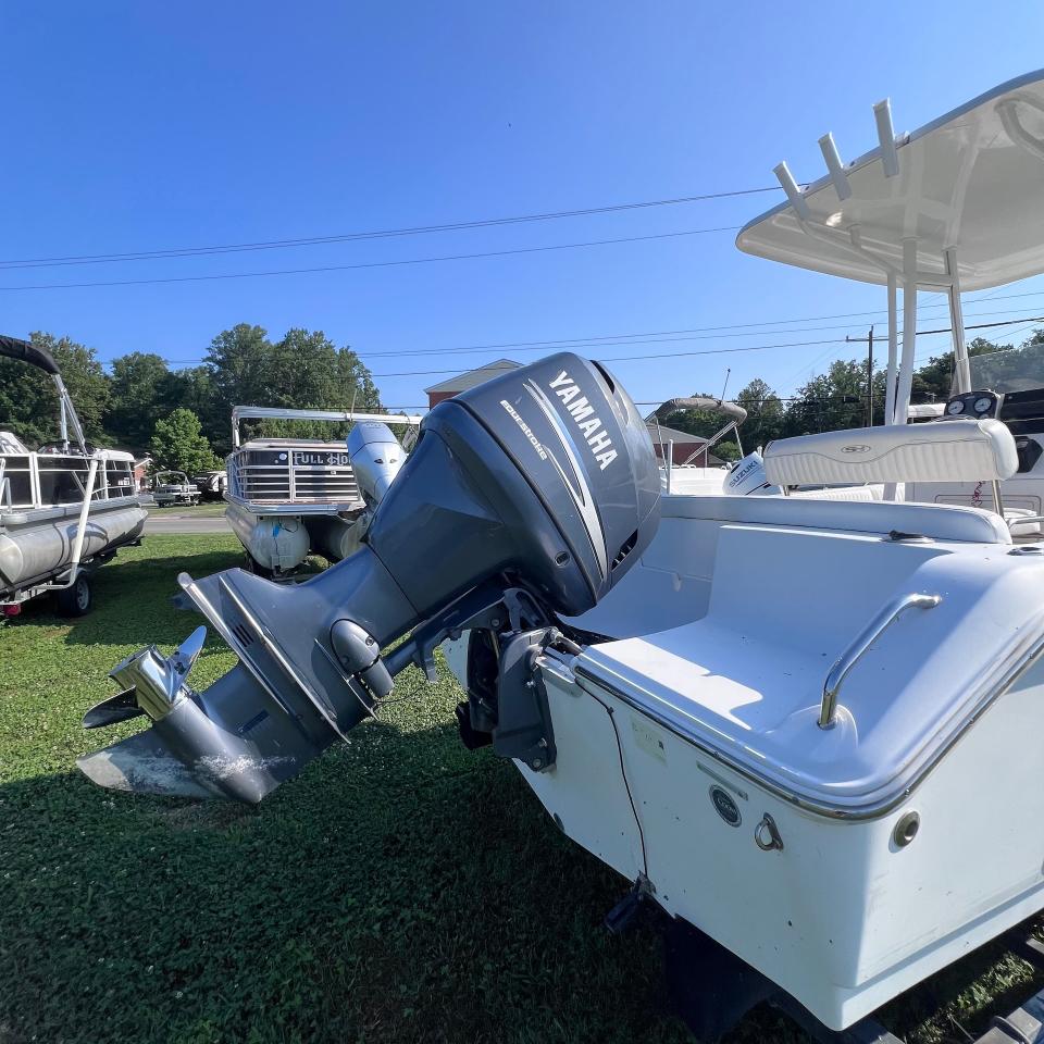 Sea Hunt Ultra 196  2008