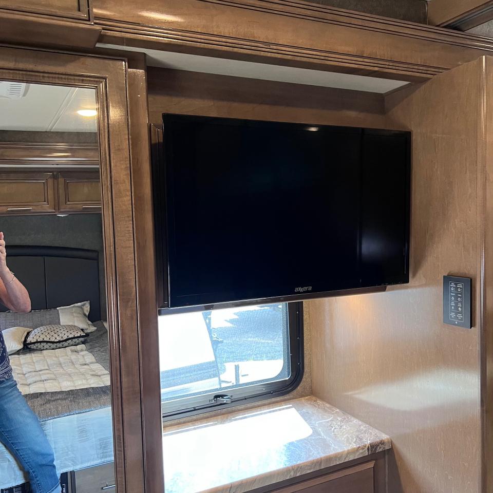 Thor Motor Coach Miramar  2019