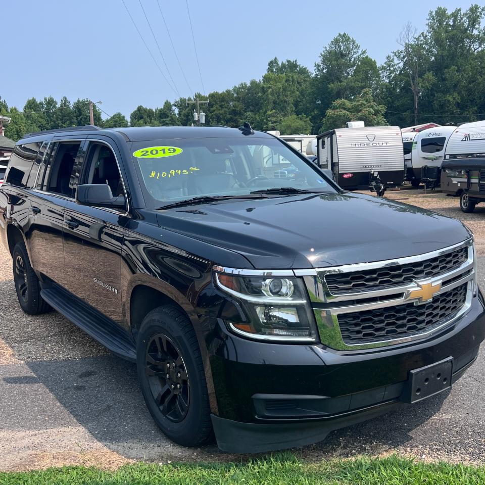 Chevrolet Suburban LT 4WD 2019