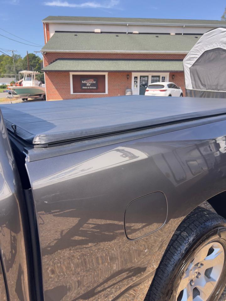 RAM 1500 Big Horn Quad Cab 4WD 2024
