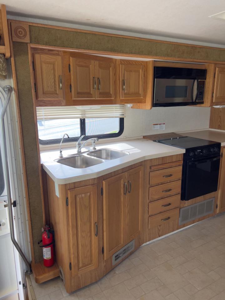 Fleetwood Bounder  2004