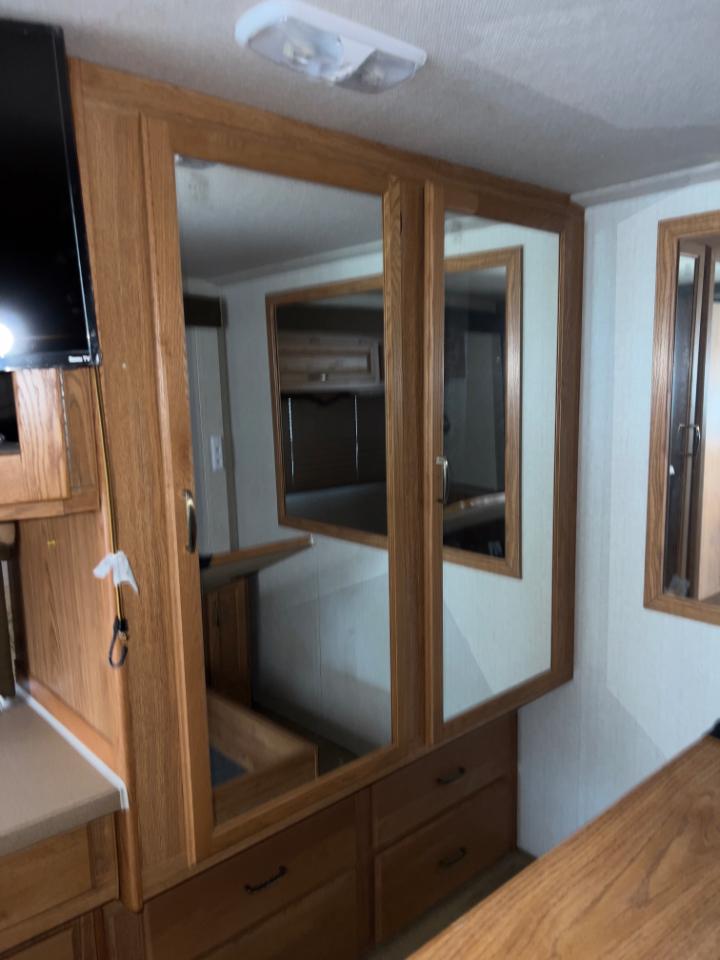 Fleetwood Bounder  2004
