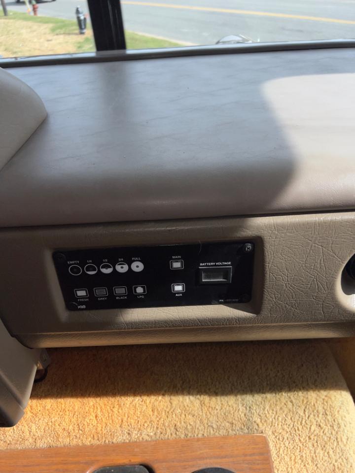 Fleetwood Bounder  2004