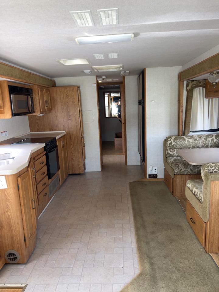 Fleetwood Bounder  2004