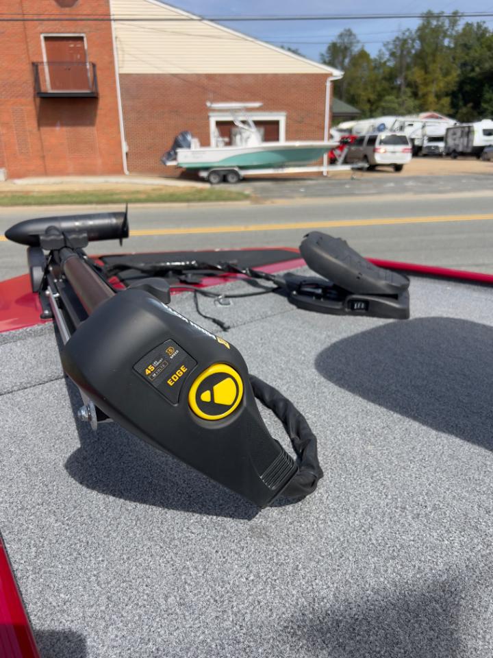 Tracker Bass Tracker Classic XL  2024