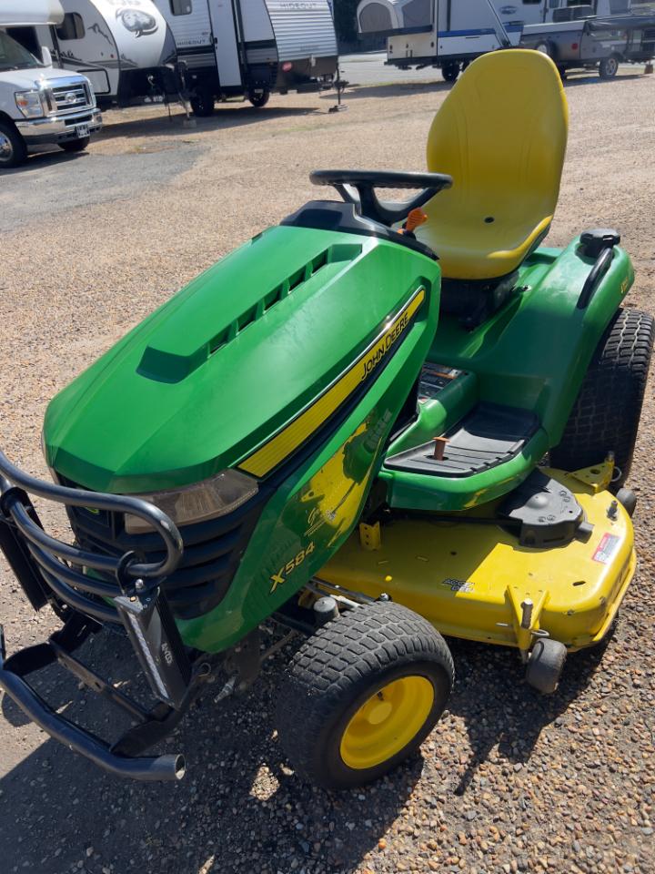 John Deere Mower  2018
