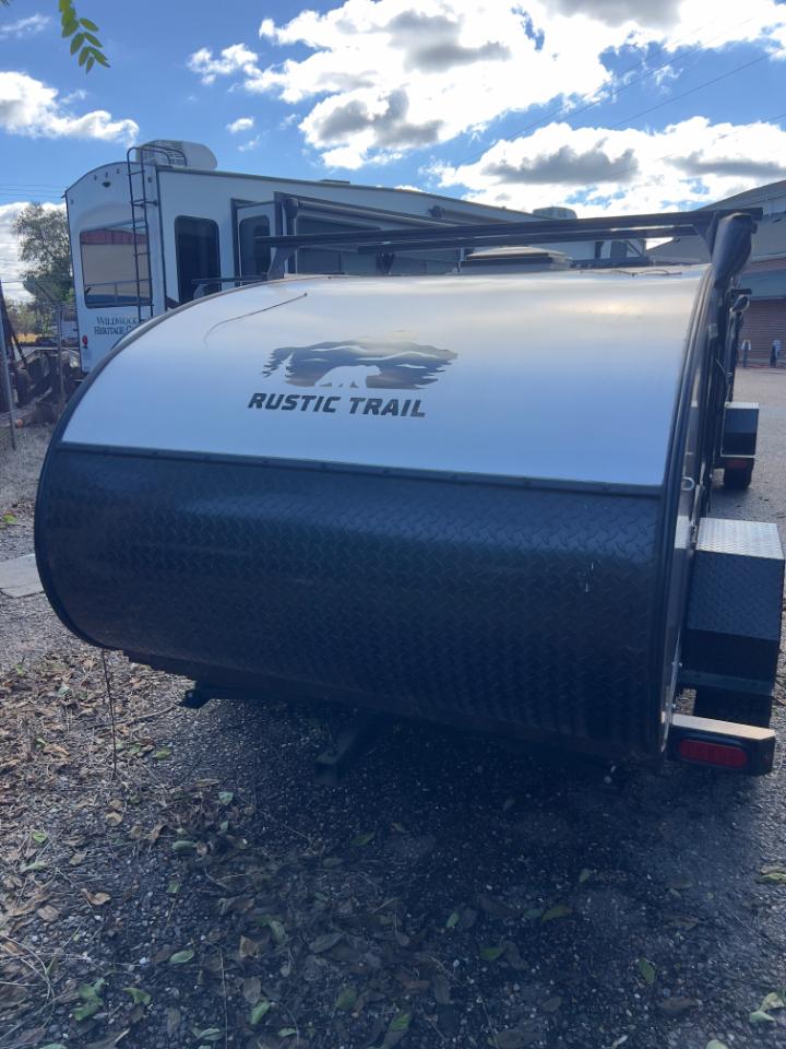 Rustic Trail Papa Bear  2024