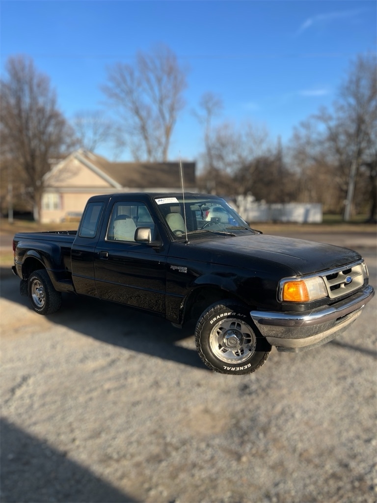 1997 Ford Ranger XL SuperCab 2WD