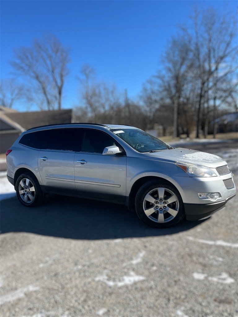 2011 Chevrolet Traverse LTZ AWD