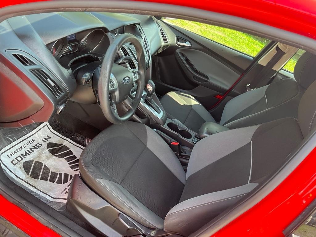 2014 Ford Focus SE - Photo 7