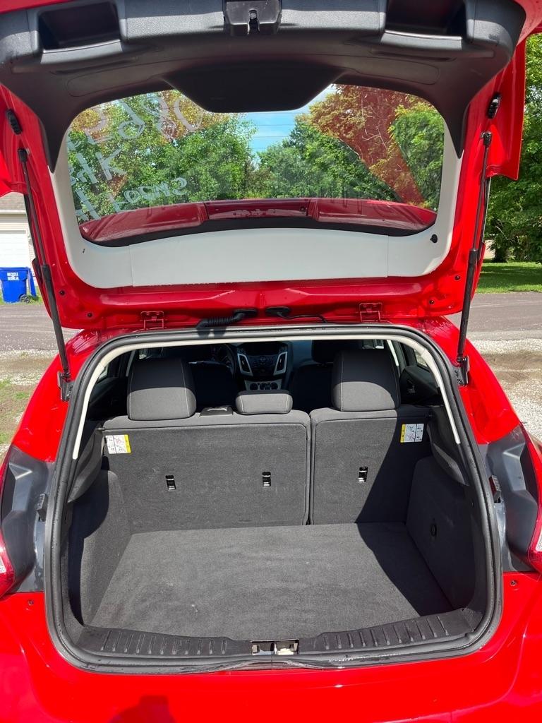 2014 Ford Focus SE - Photo 9