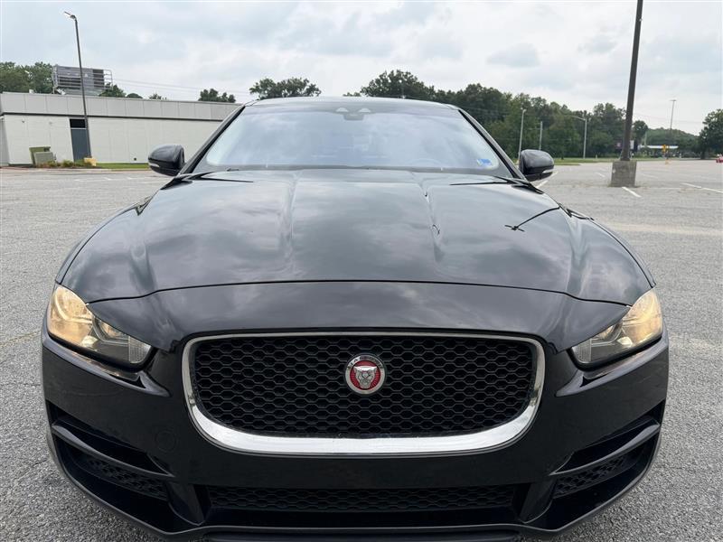 2017 Jaguar XE Base - Photo 8