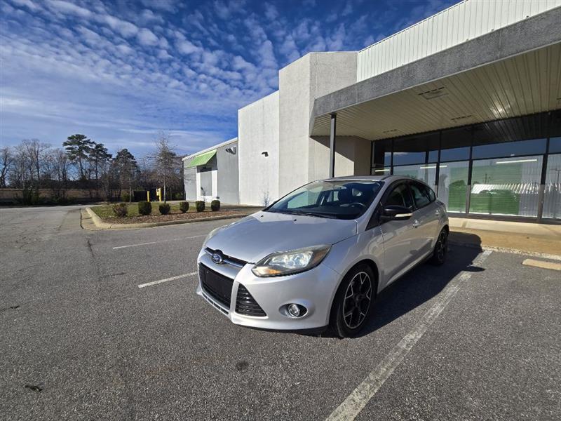 Ford Focus SE Hatch 2014