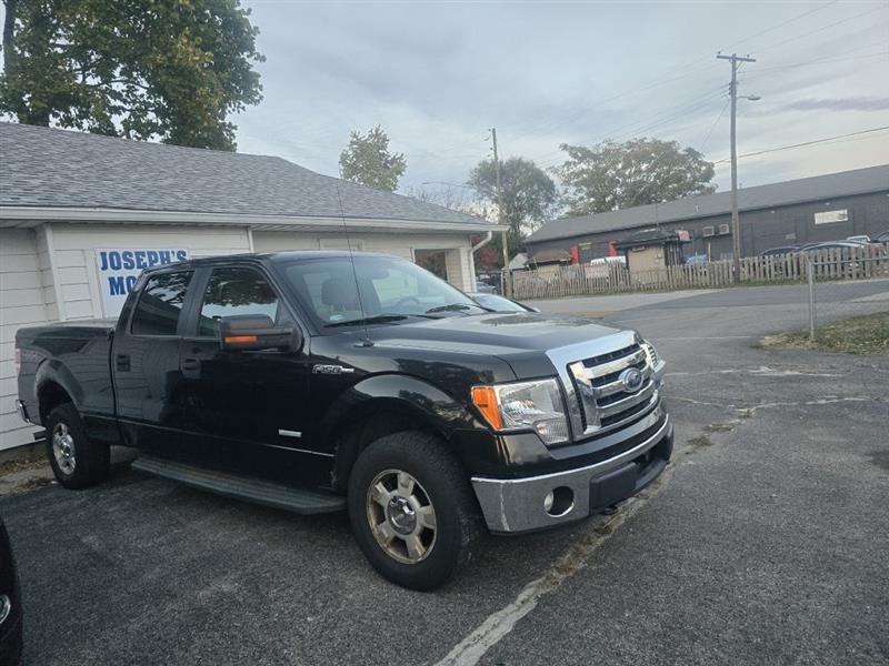 Ford F-150 XL SuperCrew 5.5-ft. Bed 4WD 2012