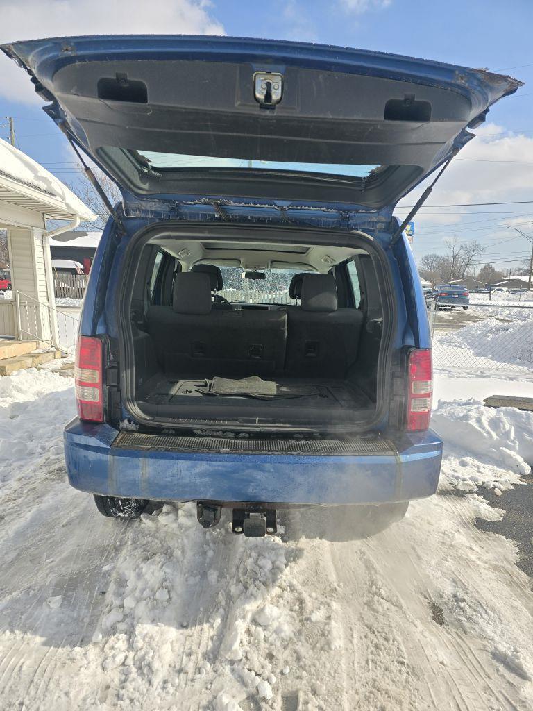 Jeep Liberty Sport 4WD 2010