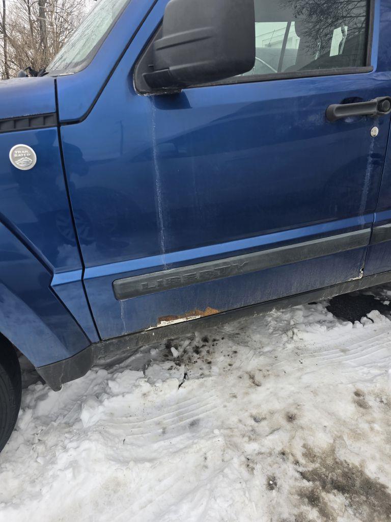 Jeep Liberty Sport 4WD 2010