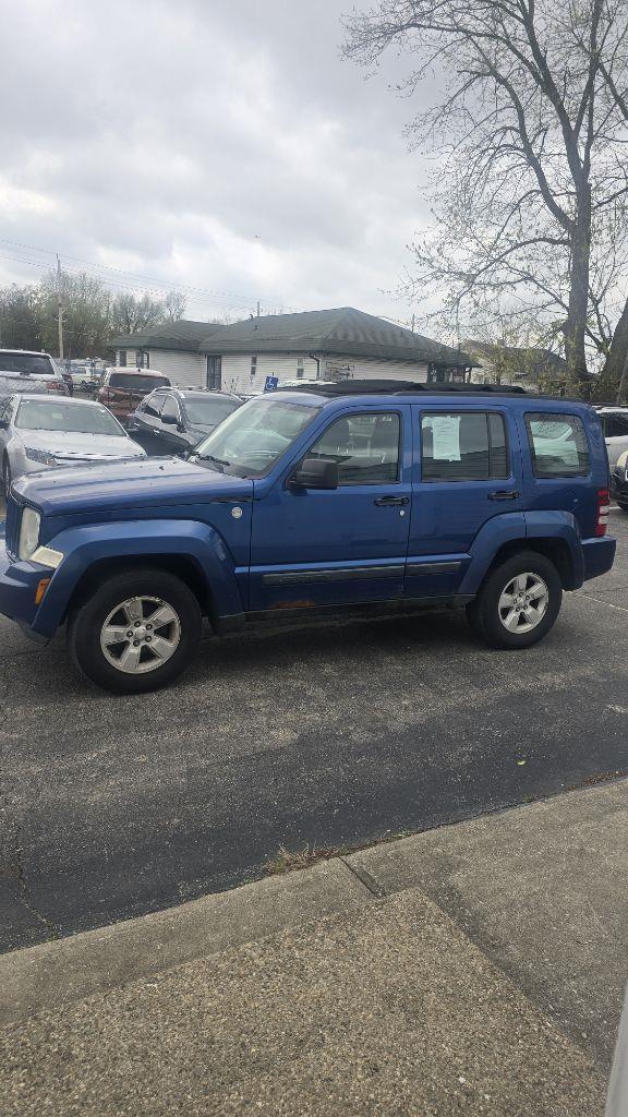 Jeep Liberty Sport 4WD 2010