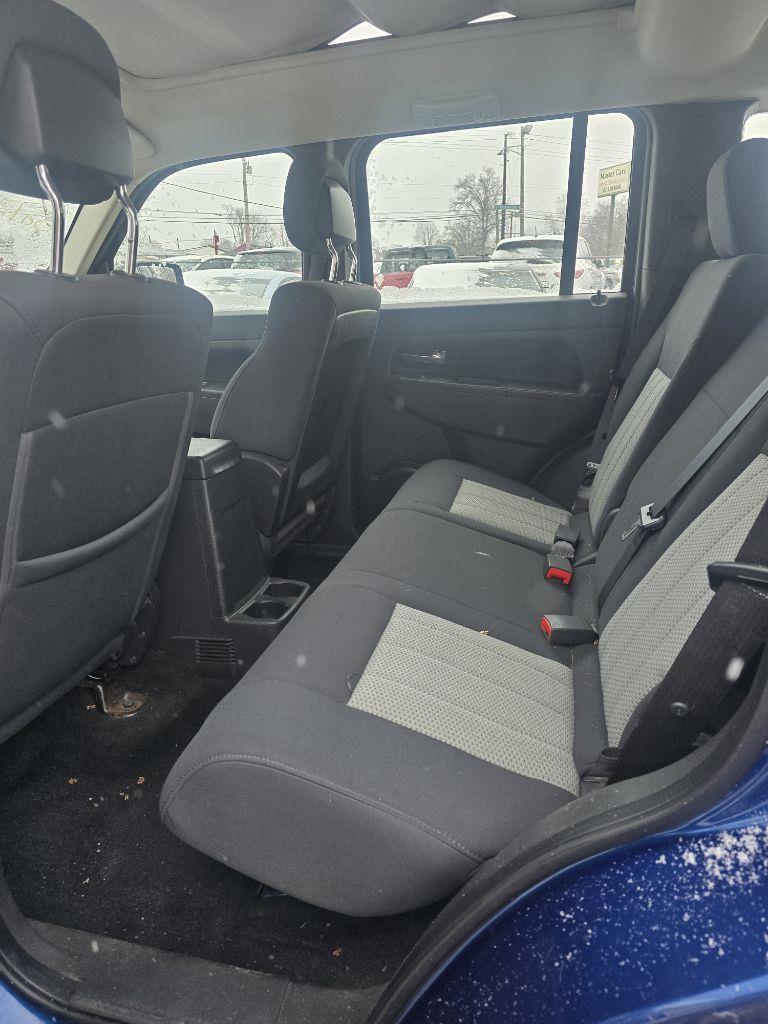 Jeep Liberty Sport 4WD 2010