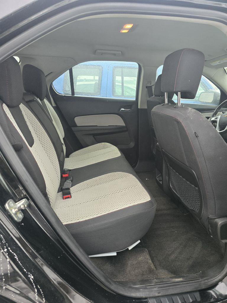 Chevrolet Equinox LS 2WD 2011