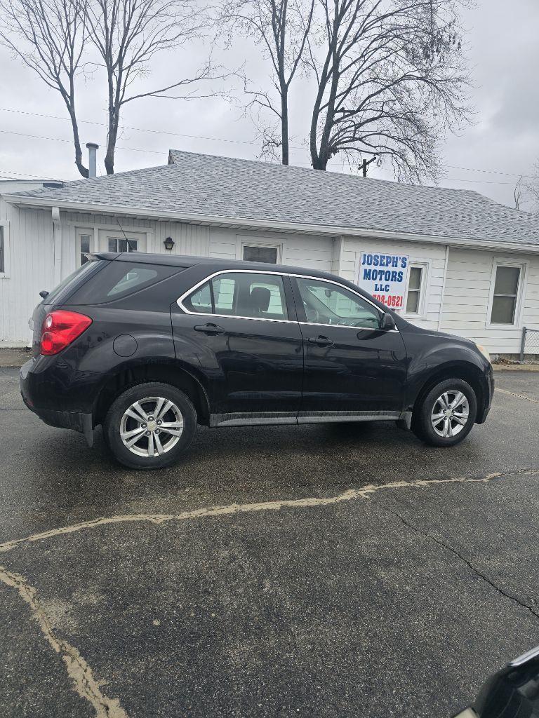 Chevrolet Equinox LS 2WD 2011